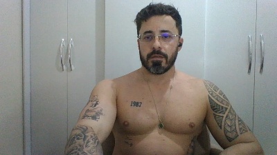 Alers87 live cam on Cam4
