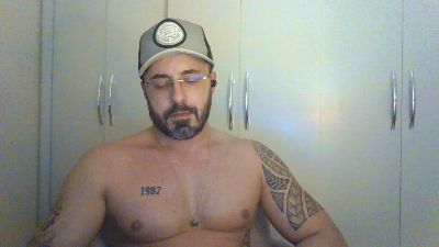 Alers87 live cam on Cam4