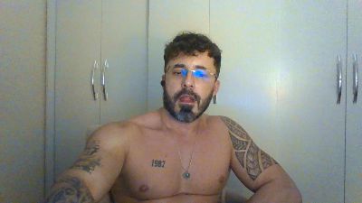 Alers87 live cam on Cam4