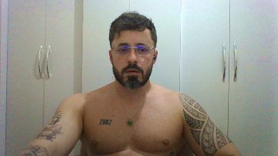 Alers87 live cam on Cam4