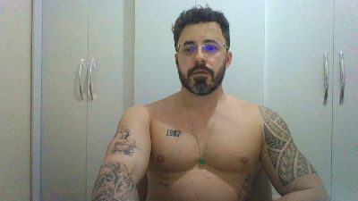 Alers87 live cam on Cam4