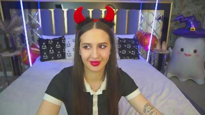 AlesiaDessmond live cam on Cam4