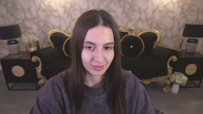 AlesiaDessmond live cam on Cam4