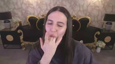 AlesiaDessmond live cam on Cam4