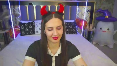 AlesiaDessmond live cam on Cam4
