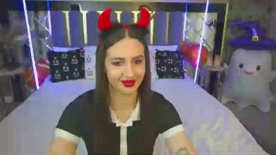 AlesiaDessmond live cam on Cam4