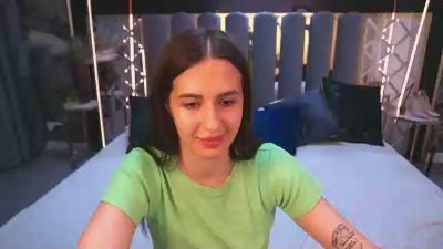 AlesiaDessmond live cam on Cam4