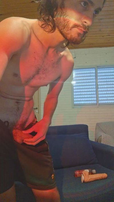 Aless09 live cam on Cam4