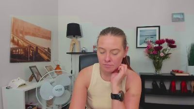AlessaLady live cam on Cam4