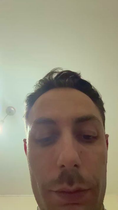 Alessandro6901 live cam on Cam4