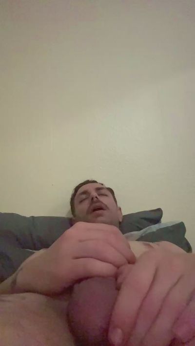Alessandro6901 live cam on Cam4