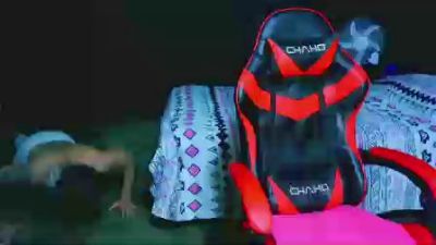 AlessandroAGT live cam on Cam4