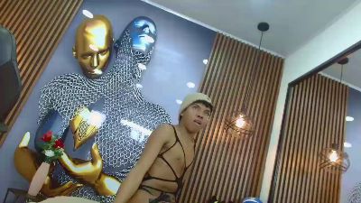 AlessandroBlack live cam on Cam4