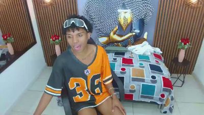 AlessandroBlack live cam on Cam4
