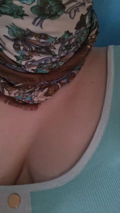 Alessia189412 live cam on Cam4