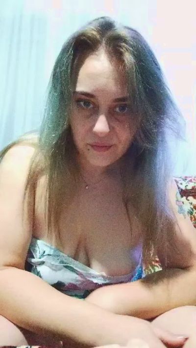 Alessia189412 live cam on Cam4
