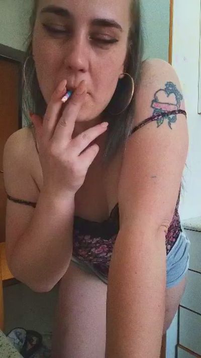 Alessia189412 live cam on Cam4