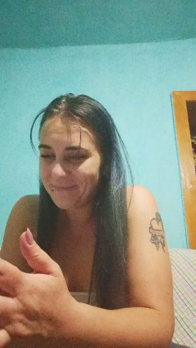 Alessia189412 live cam on Cam4