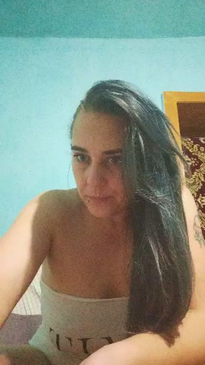 Alessia189412 live cam on Cam4