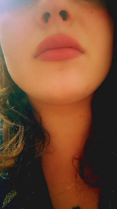Alessiaaa_ live cam on Cam4