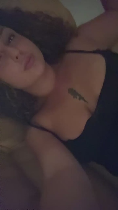 Alessiaaa_ live cam on Cam4