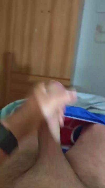 Alessio2493 live cam on Cam4