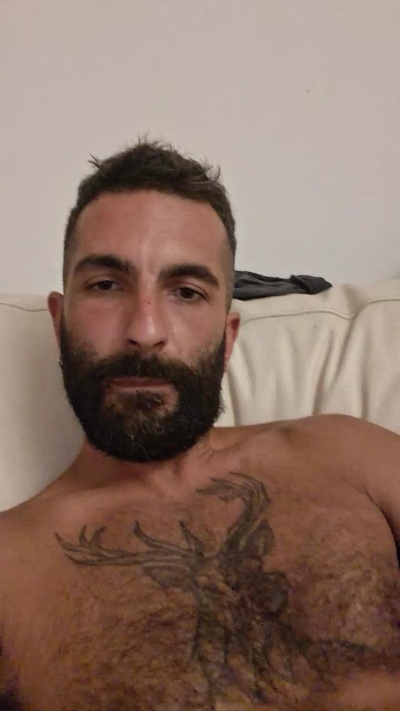 Alessio90italy live cam on Cam4