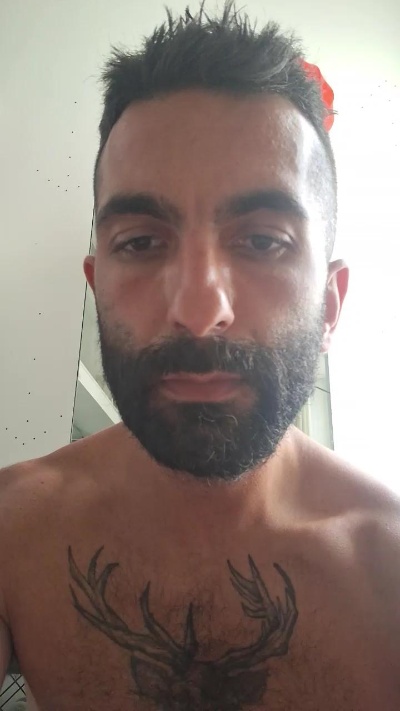 Alessio90italy live cam on Cam4