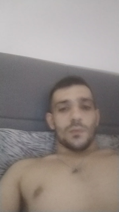 Alessio967 live cam on Cam4