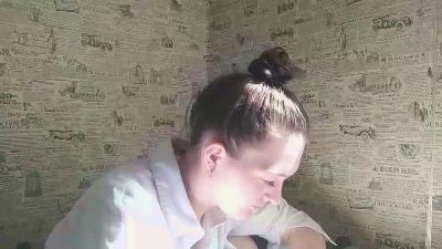 AletaArrez live cam on Cam4