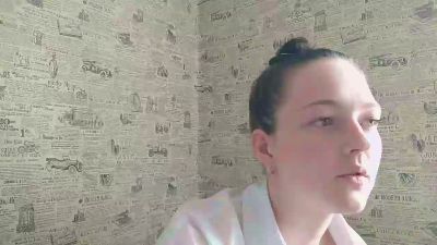 AletaArrez live cam on Cam4