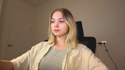 AlethaStewart live cam on Cam4
