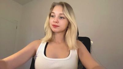 AlethaStewart live cam on Cam4