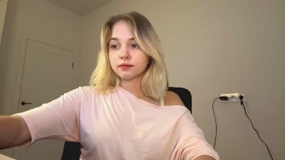 AlethaStewart live cam on Cam4