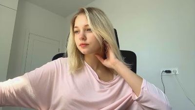 AlethaStewart live cam on Cam4