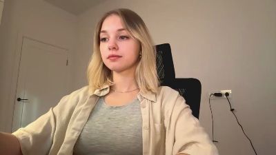 AlethaStewart live cam on Cam4