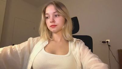 AlethaStewart live cam on Cam4