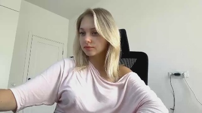 AlethaStewart live cam on Cam4