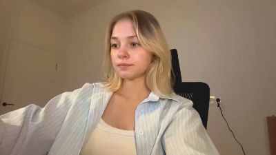 AlethaStewart live cam on Cam4