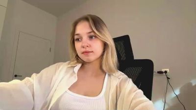 AlethaStewart live cam on Cam4
