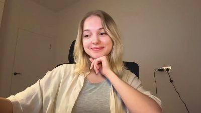 AlethaStewart live cam on Cam4