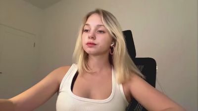 AlethaStewart live cam on Cam4