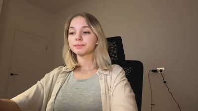 AlethaStewart live cam on Cam4