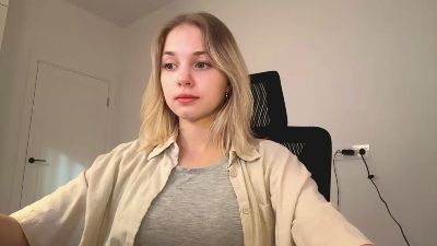 AlethaStewart live cam on Cam4