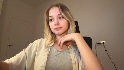 AlethaStewart live cam on Cam4