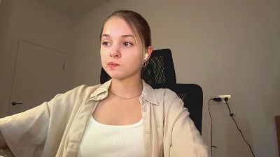 AlethaStewart live cam on Cam4