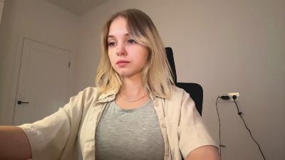 AlethaStewart live cam on Cam4