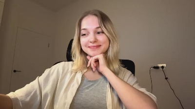 AlethaStewart live cam on Cam4