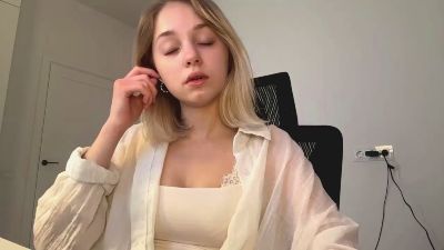 AlethaStewart live cam on Cam4