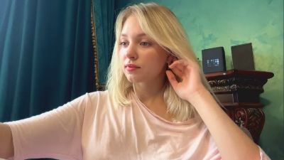 AlethaStewart live cam on Cam4